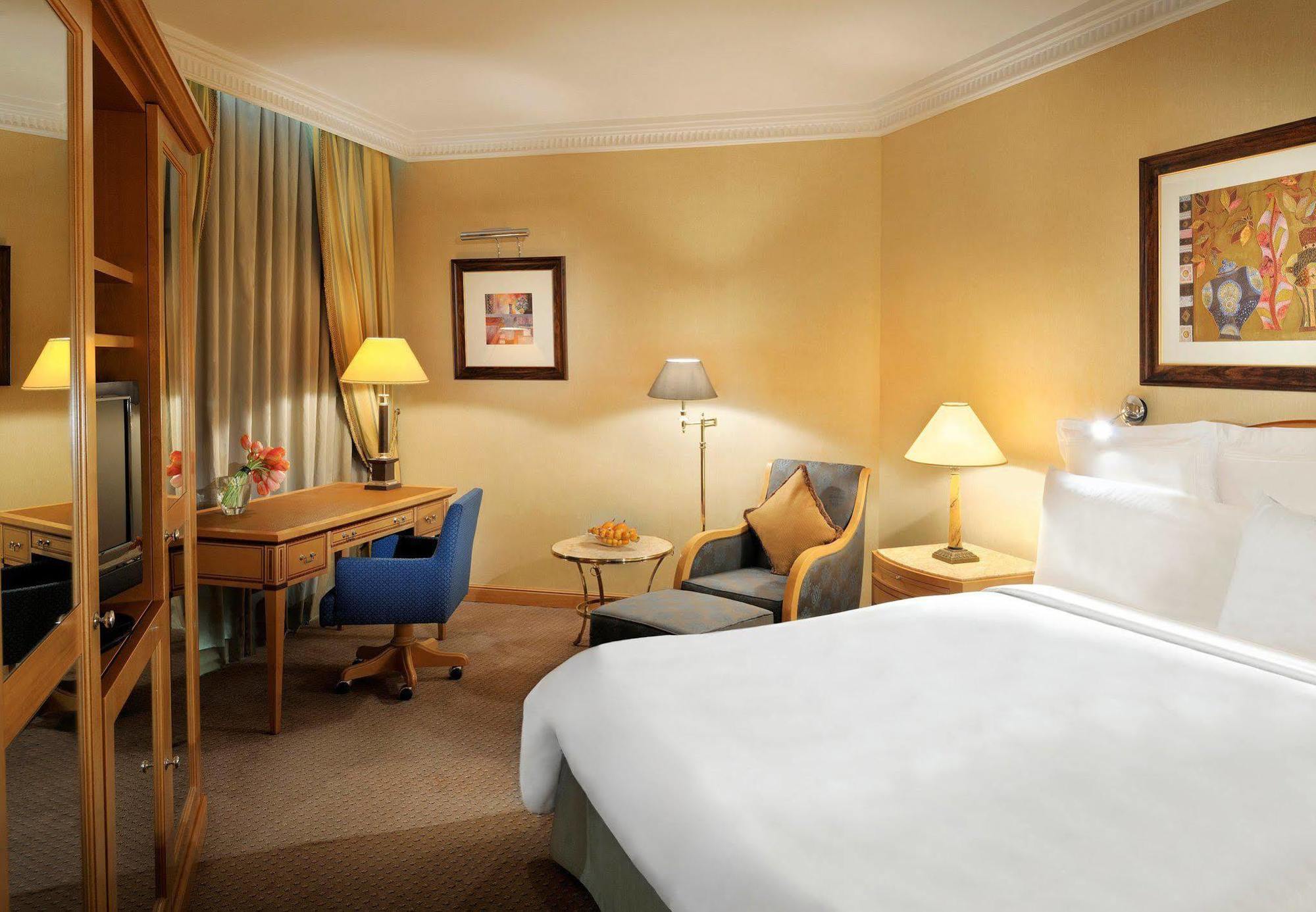 Jw Marriott Hotel Kuwait Kuwait City Rom bilde