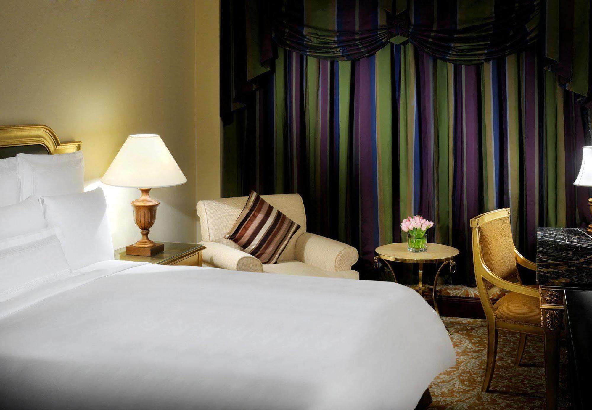 Jw Marriott Hotel Kuwait Kuwait City Rom bilde